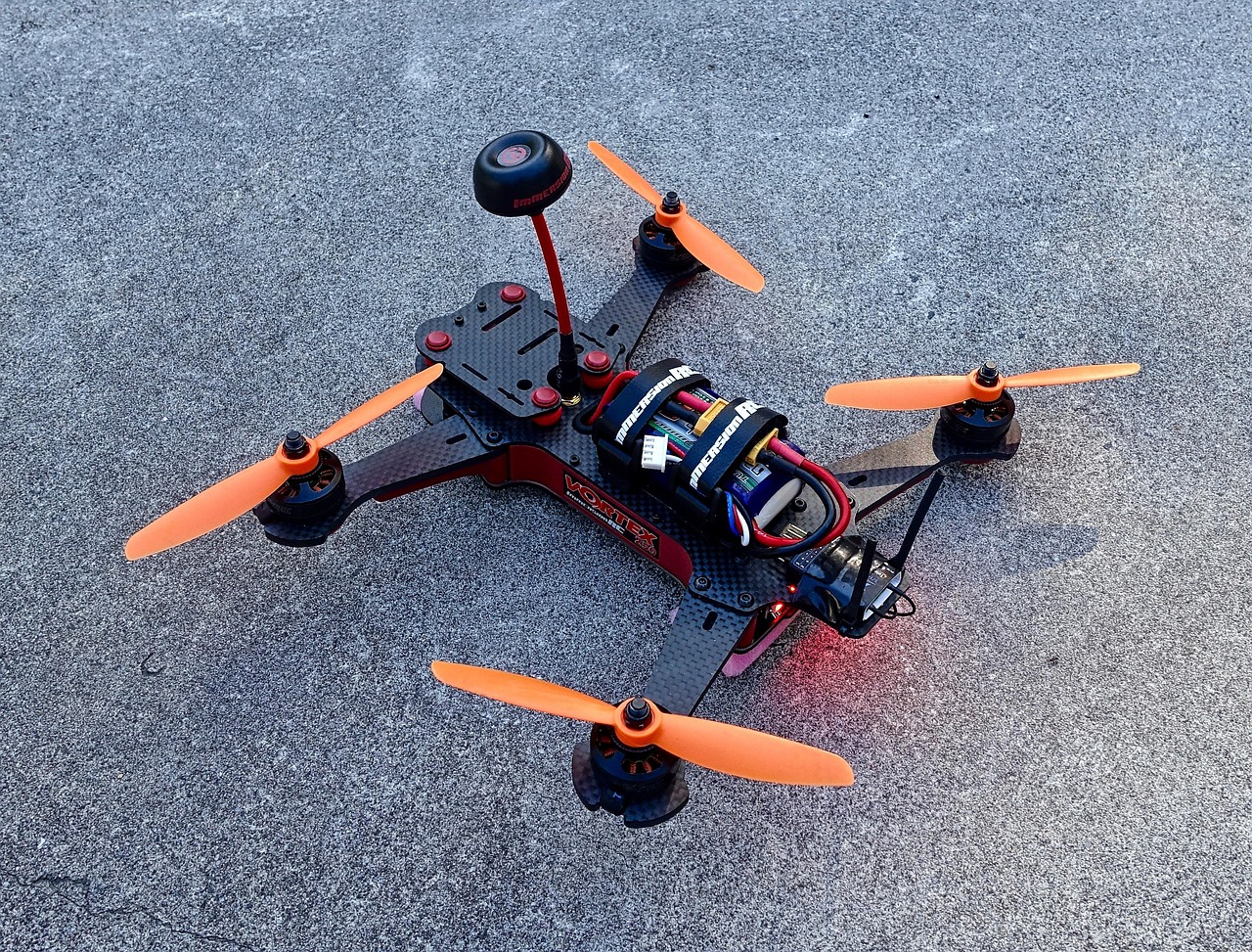 카본 프레임 FPV 레이싱 기체 사진 3